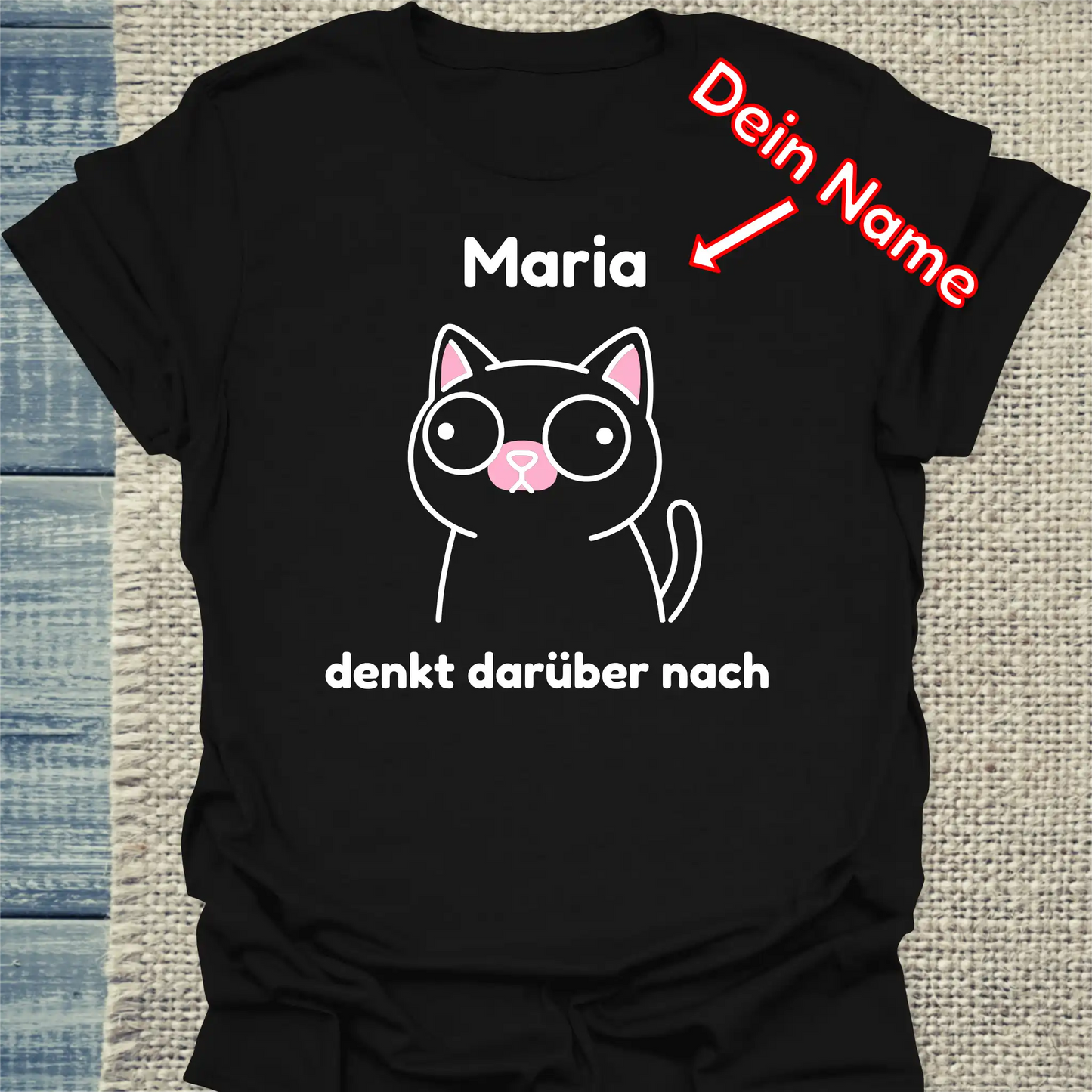 T-Shirt - denkt darüber nach - Unisex - Katze, Personalisiert Schwarz