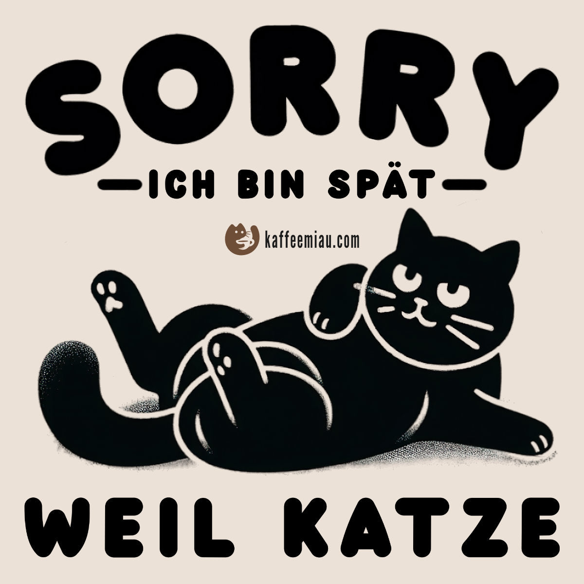 Eine illustrierte schwarze Katze liegt auf dem Rücken neben einem deutschen Text, der Waren mit Katzenmotiven wie T-Shirts, Kapuzenpullover und Tassen von kaffeemiau.com bewirbt.