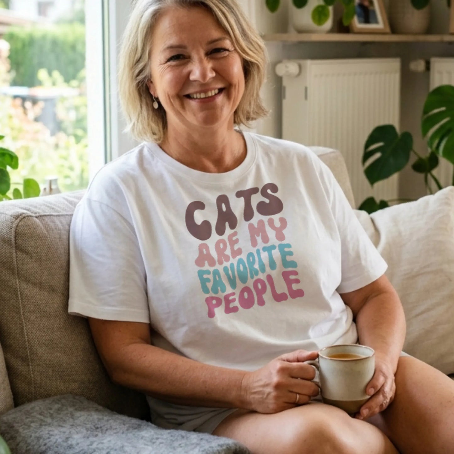 Cats are my favorite people - T-Shirt