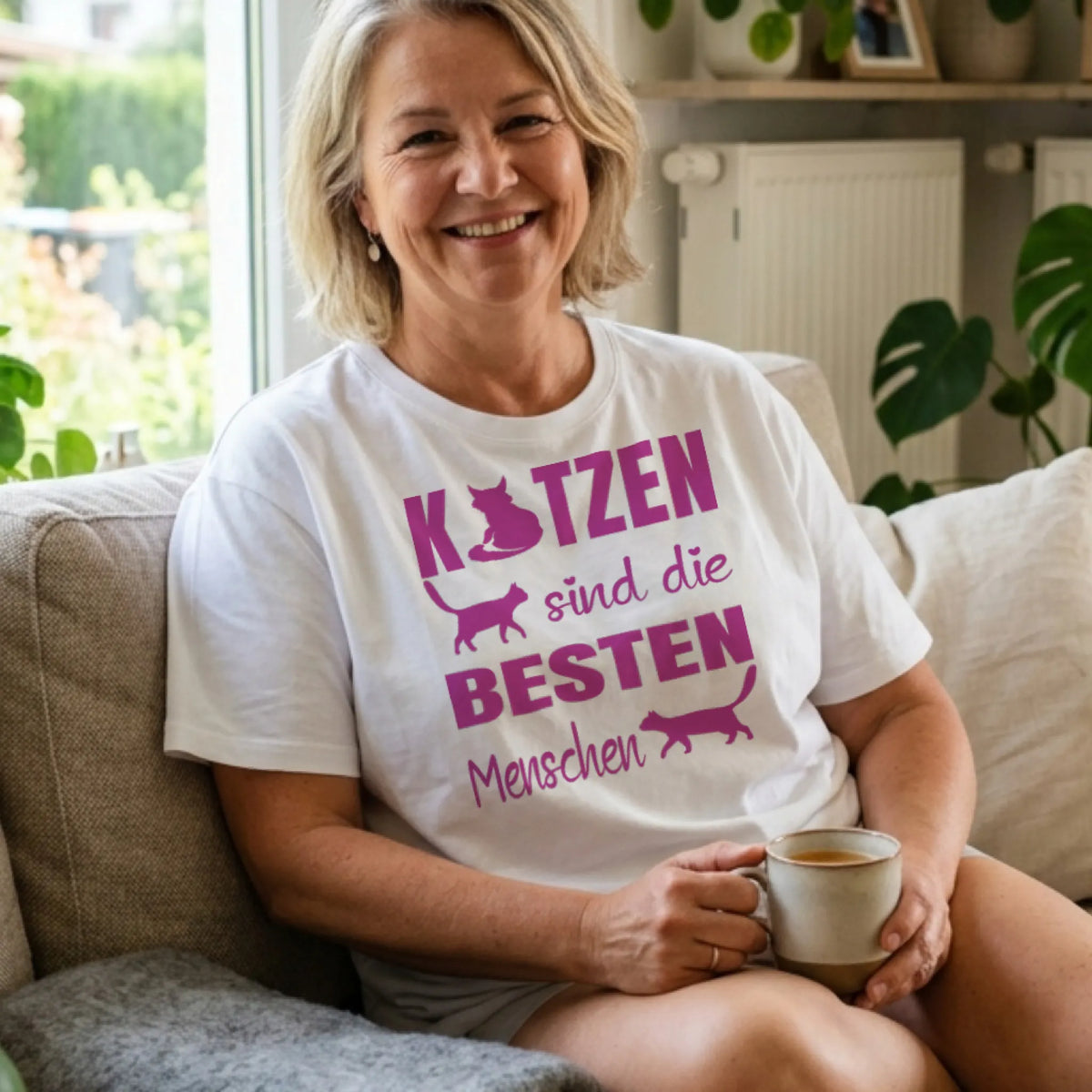Katzen sind die besten Menschen - T-Shirt