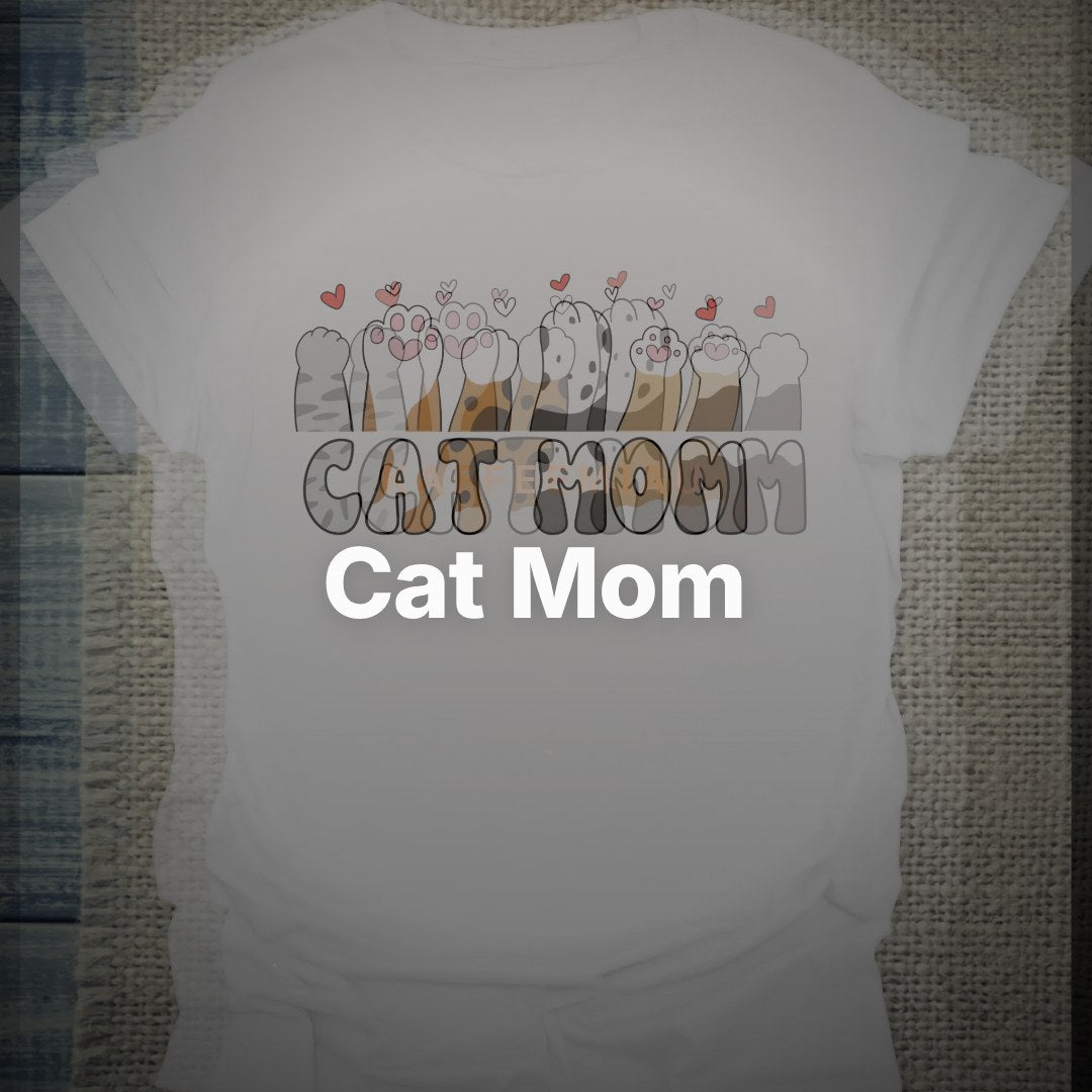 Cat Mom - Herzchen und Pfoten - T-Shirt – Clean Showcase