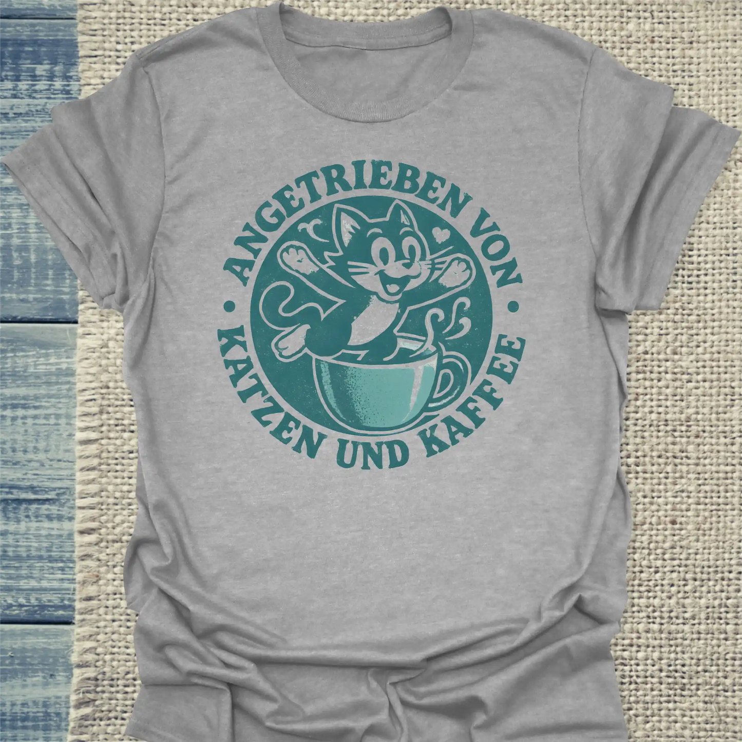 T-Shirt - Angetrieben von Katzen und Kaffee - Unisex - Katze & Kaffee Grau