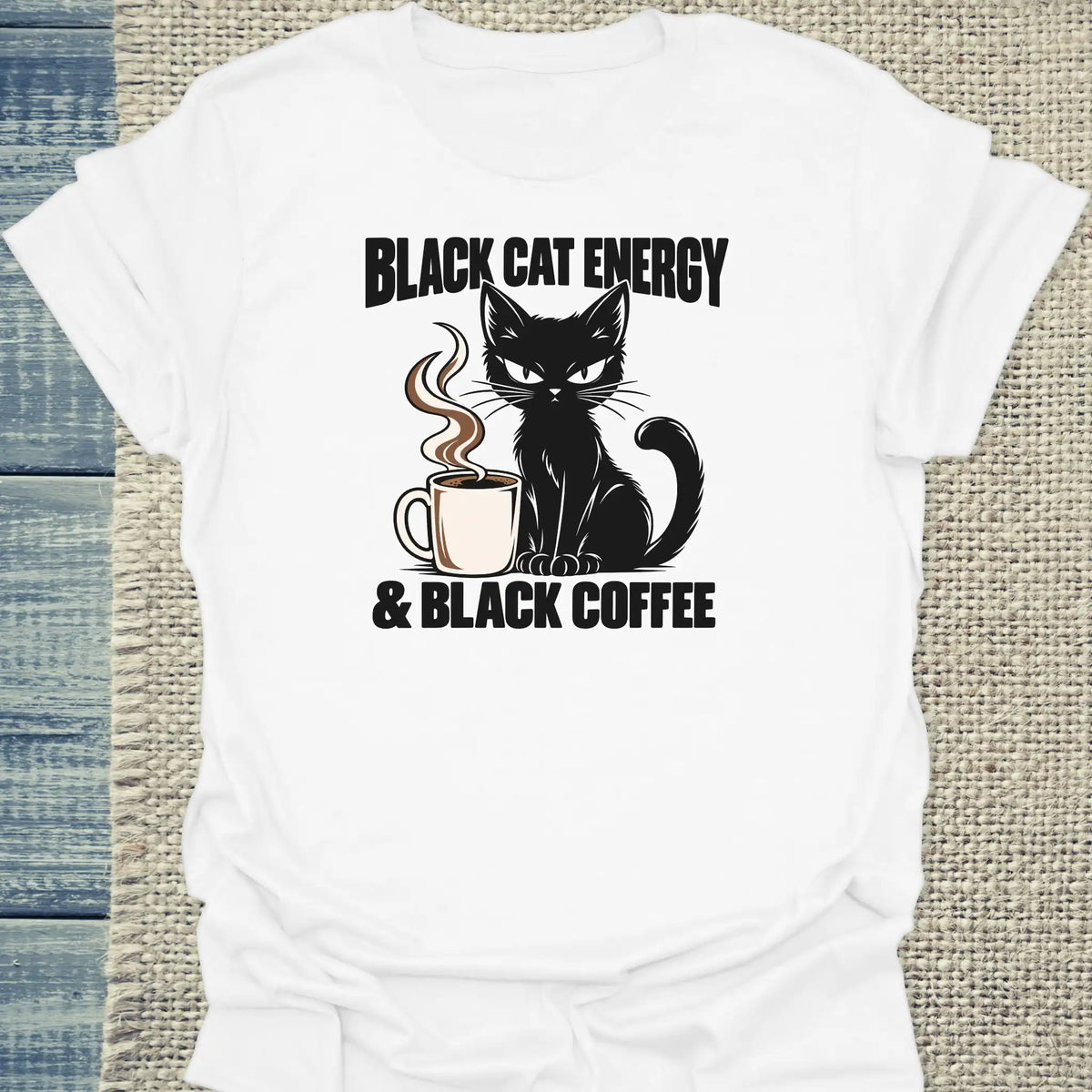 T-Shirt - Black Cat Energy - Unisex - Katze & Kaffee Weiß