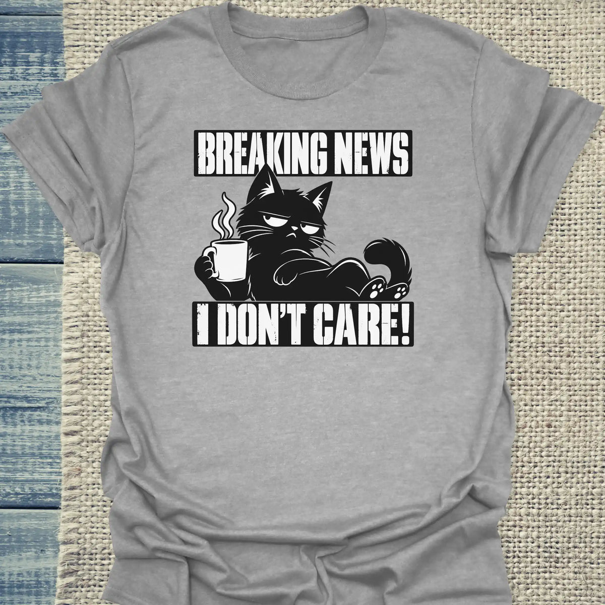 T-Shirt - Breaking News I don’t care - Unisex - Katze & Kaffee Grau