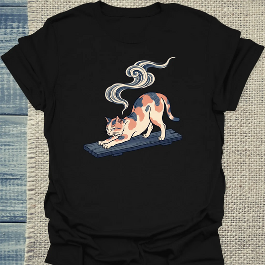 T-Shirt - Hokusai at Dawn - Unisex - Katze & Kaffee, Kunst Schwarz