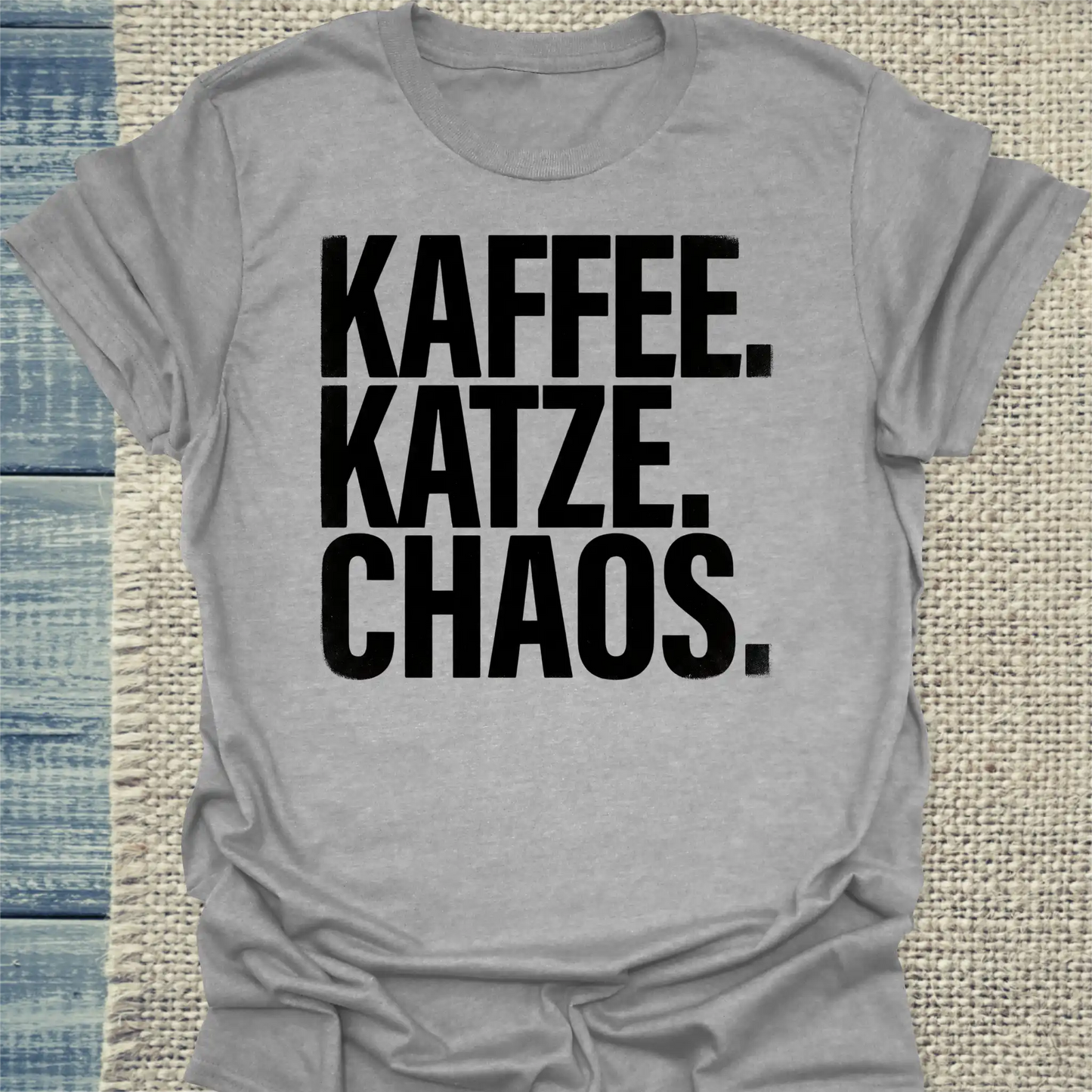 T-Shirt - Kaffee. Katze. Chaos. - Unisex - Katze & Kaffee, Black Edition Grau