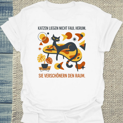 T-Shirt - Katzen verschönern den Raum - Unisex - Katze Weiß