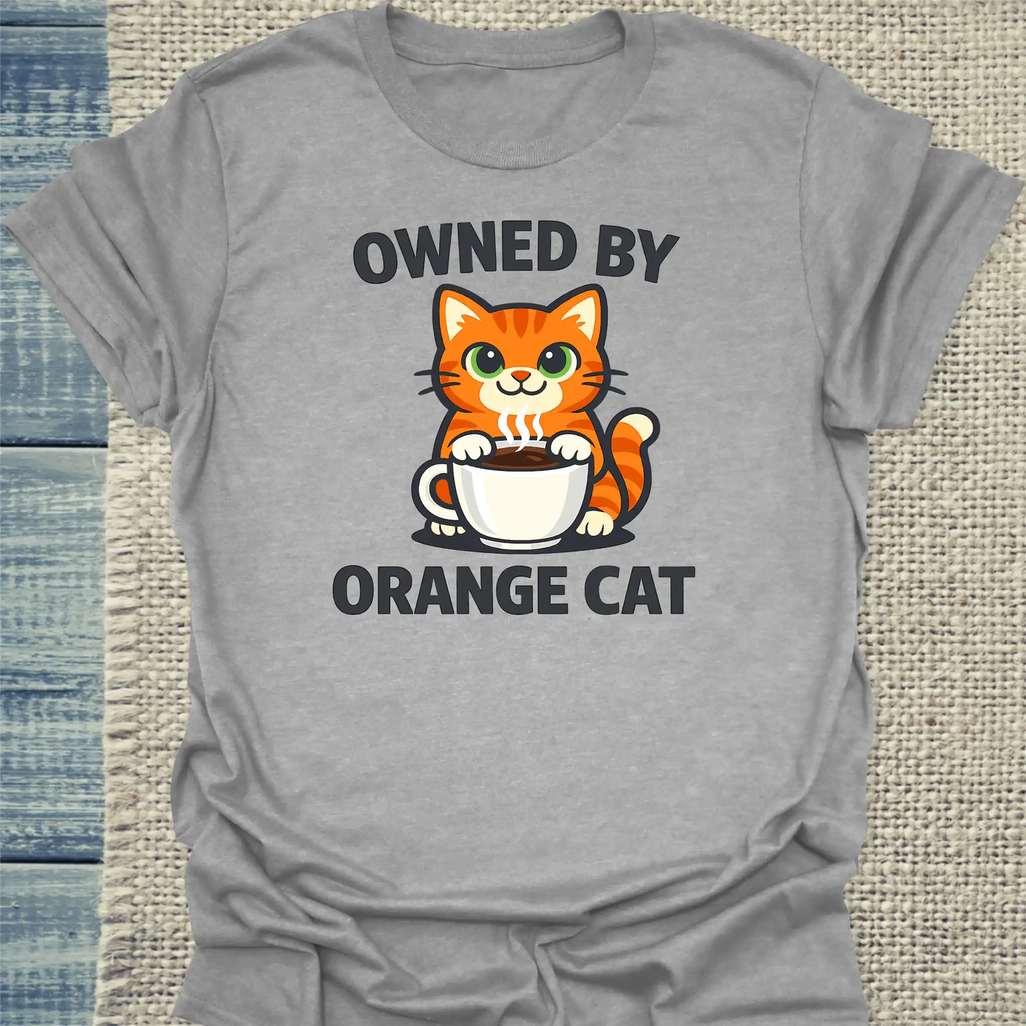 T-Shirt - Owned by Orange Cat - Unisex - Katze & Kaffee, Orange Grau