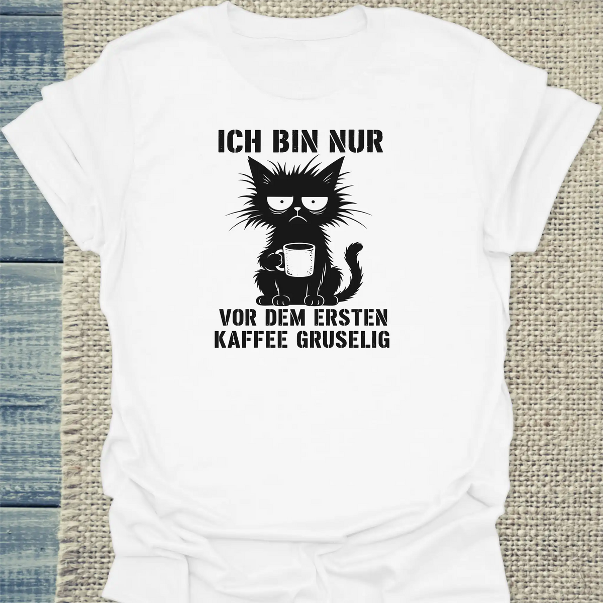 T-Shirt - Vor Kaffee gruselig - Unisex - Katze & Kaffee, Halloween Weiß