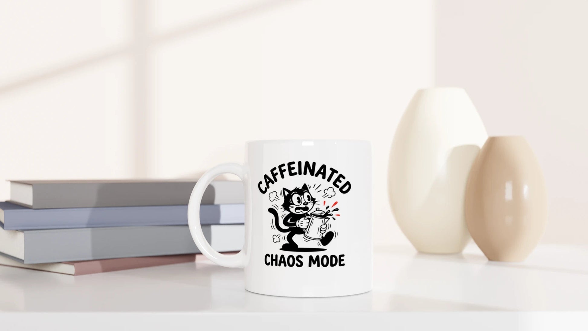 Tasse 325ml - CAFFEINATED CHAOS - Katze & Kaffee