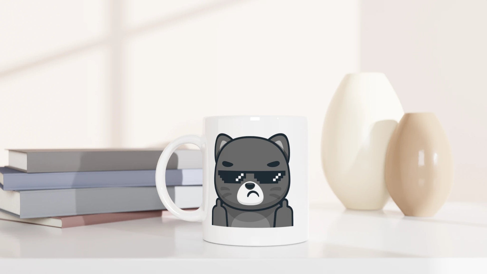 Tasse 325ml - Schwarze Katze mit Brille Mittelfinger - Katze