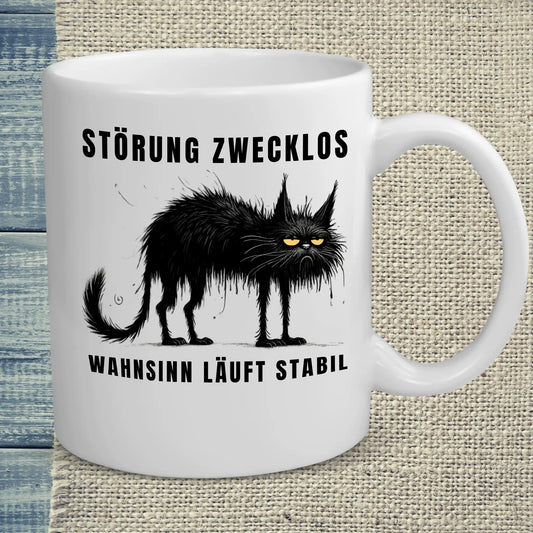 Tasse 325ml - Störung zwecklos – Wahnsinn läuft stabil - Katze, Black Edition